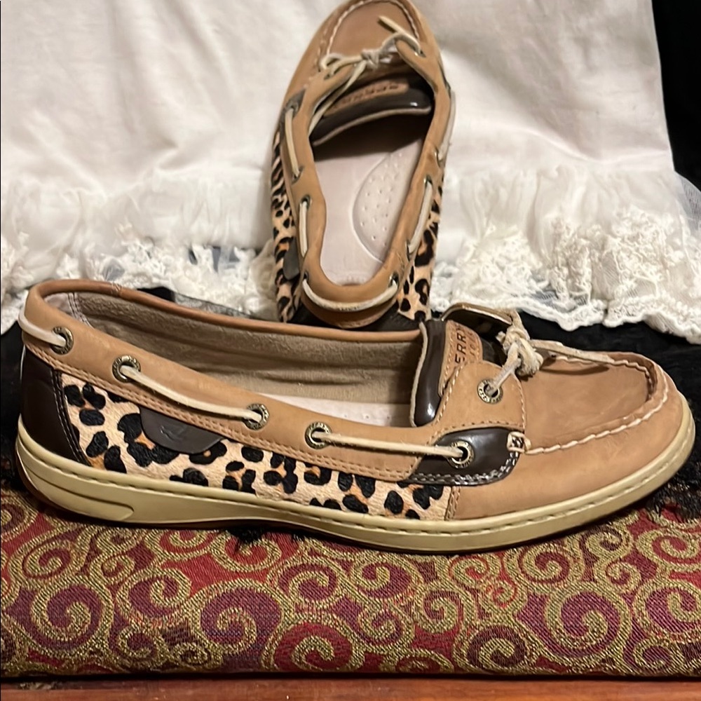 Sperry Women's Tan Boat Shoes